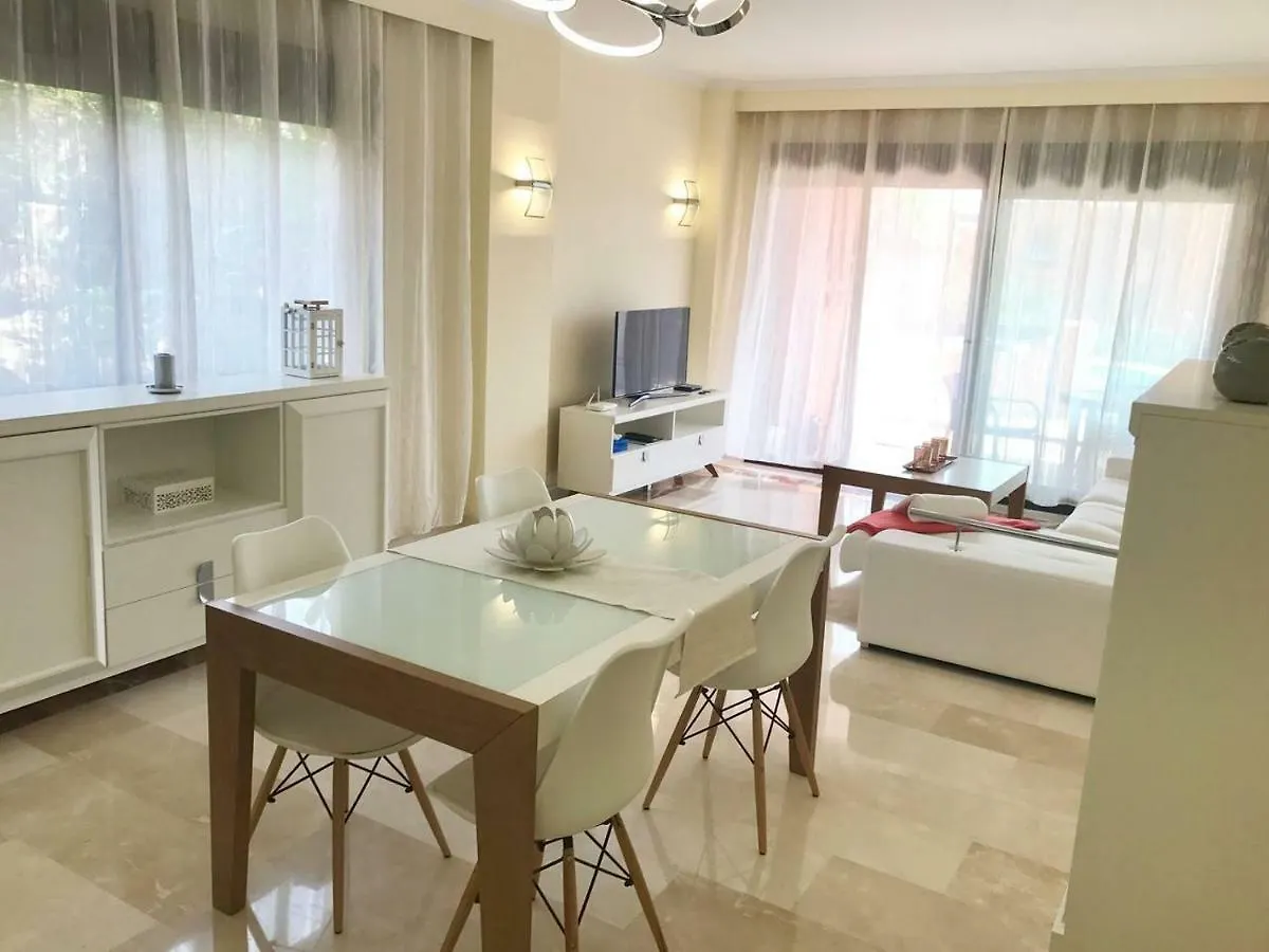 Beautiful Apartment In Costa Del Sol,300M From Sea Estepona